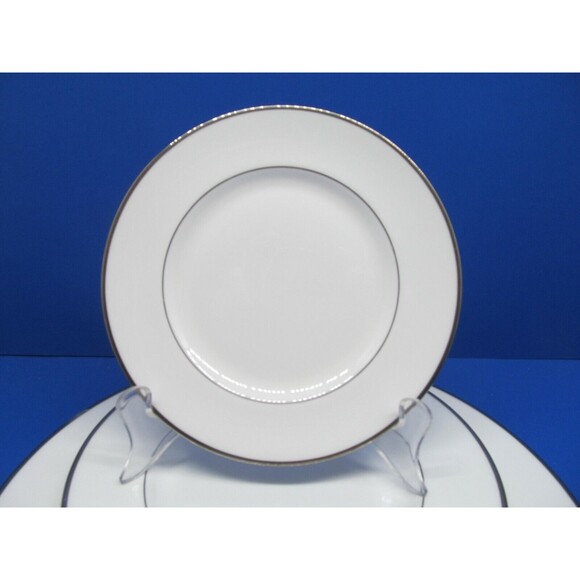 Royal Doulton Signet Dinner Salad and Bread Plate - Picture 3 of 12